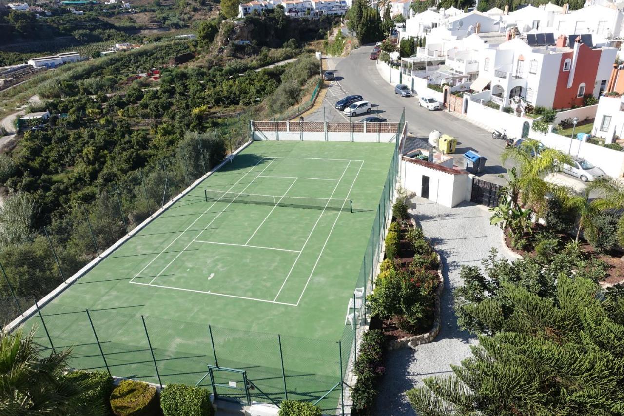 Apartamento Picasso Nerja Exterior foto